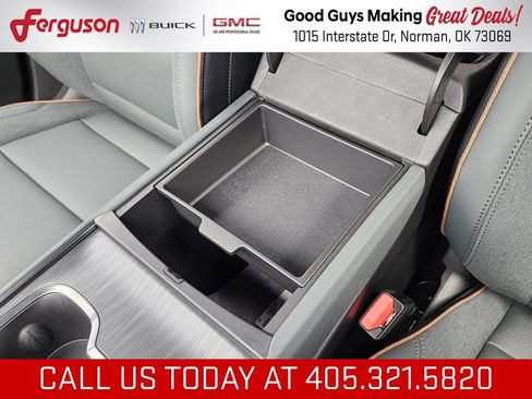 New 2026 GMC Acadia AT4 w/ Luxury Package AWD/4WD image 35