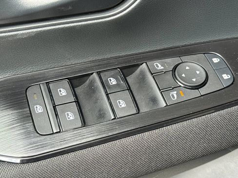 Certified 2025 Nissan Kicks S AWD/4WD image 13