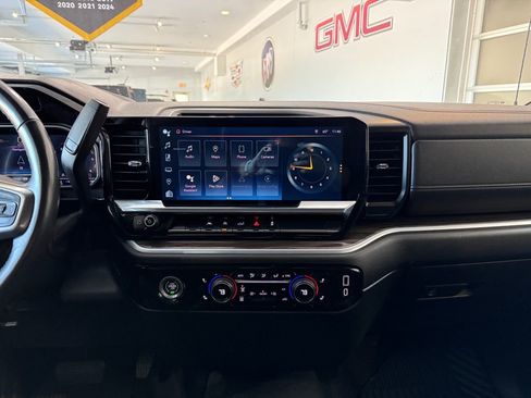 Certified 2022 Chevrolet Silverado 1500 LT image 17