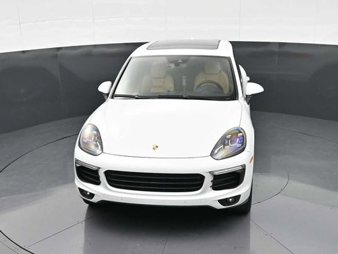 Used 2015 Porsche Cayenne S AWD/4WD image 34