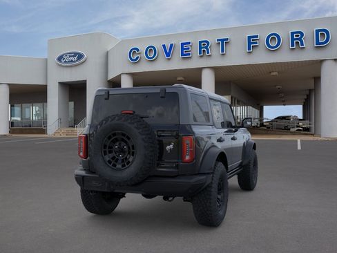 New 2026 Ford Bronco Badlands w/ Sasquatch Package AWD/4WD image 8