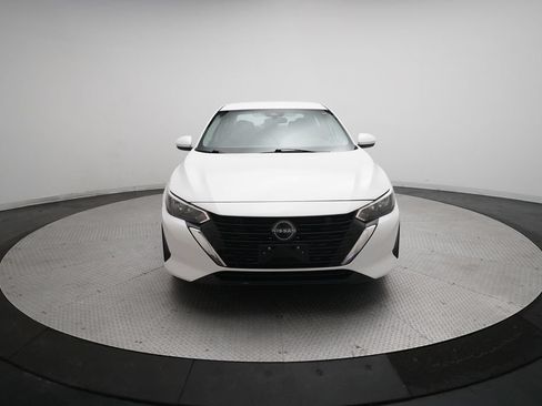 Used 2024 Nissan Sentra SV w/ All-Weather Package FWD image 11