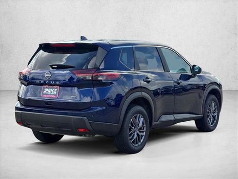 Used 2026 Nissan Rogue SV AWD/4WD image 5