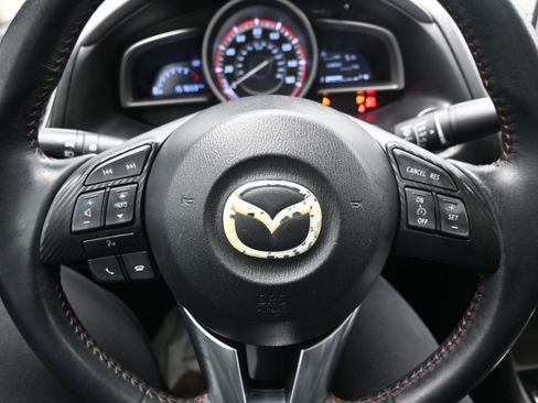 Used 2015 MAZDA MAZDA3 i Grand Touring image 13
