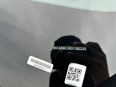 Used 2025 Nissan Sentra SV FWD image 19