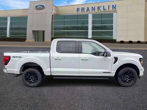 New 2026 Ford F150 XLT w/ Equipment Group 302A MID AWD/4WD image 8
