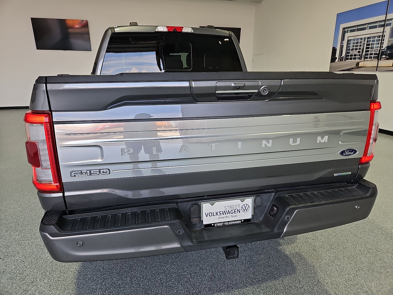 Used 2022 Ford F150 Platinum w/ Equipment Group 701A High AWD/4WD image 12