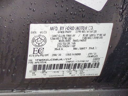 Used 2021 Ford Explorer ST w/ Premium Technology Package image 43