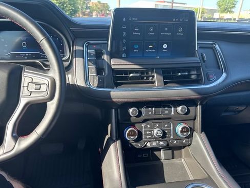 Used 2024 Chevrolet Tahoe RST w/ Luxury Package AWD/4WD image 18