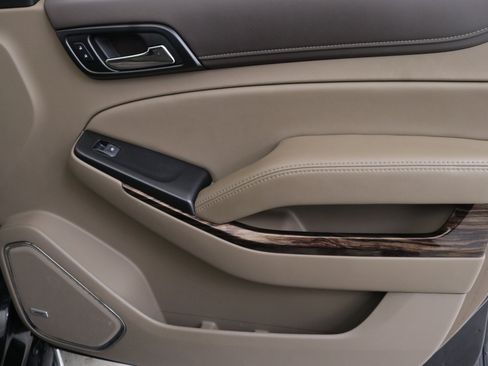 Used 2020 GMC Yukon XL SLT w/ Open Road Package image 30