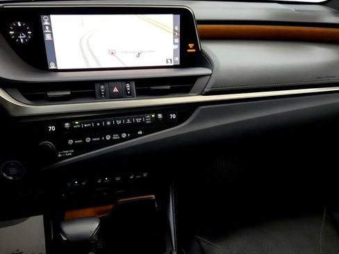 Used 2019 Lexus ES 350 w/ Accessory Package 2 FWD image 30