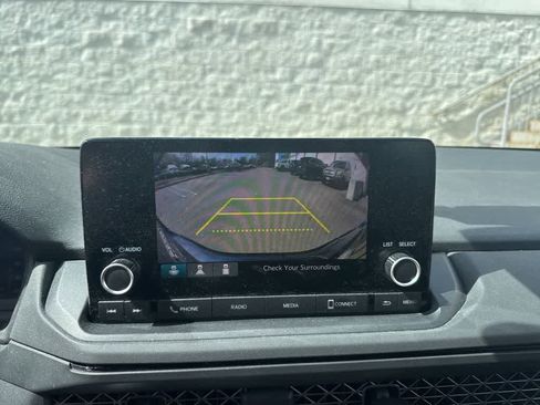 Used 2023 Honda Accord EX image 29