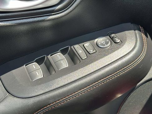 Certified 2026 Honda HR-V Sport image 14