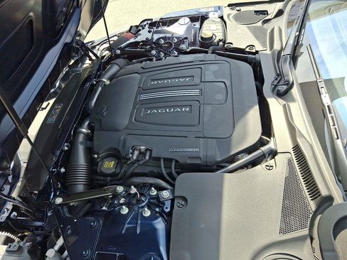 Used 2023 Jaguar F-TYPE Coupe image 27