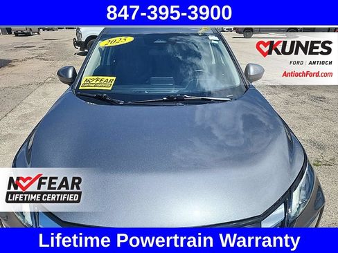 Used 2025 Nissan Rogue SV AWD/4WD image 8