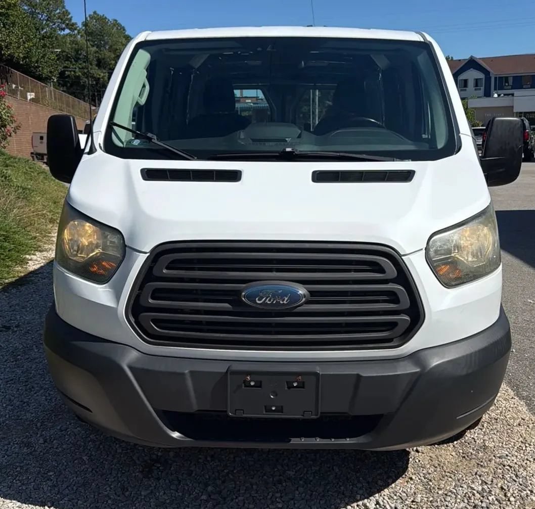 Used 2016 Ford Transit 150 130 Low Roof RWD image 7