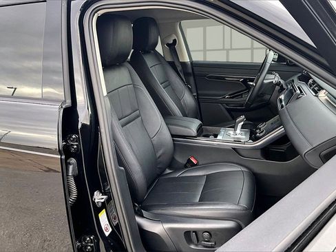 Used 2023 Land Rover Range Rover Evoque SE image 7