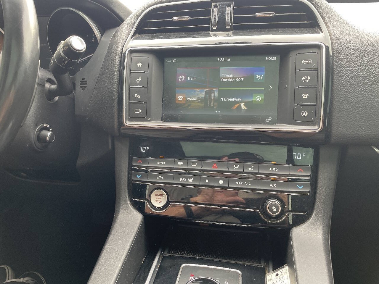 Used 2017 Jaguar F-PACE Prestige AWD/4WD image 39