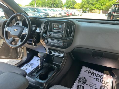 Used 2016 Chevrolet Colorado W/T w/ WT Convenience Package RWD image 19