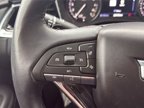 Used 2023 Cadillac XT6 Premium Luxury image 14