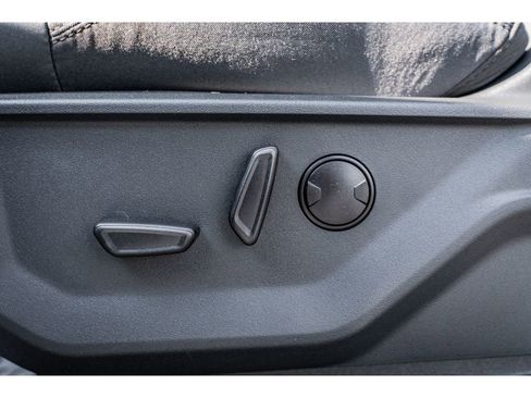 Used 2025 Ford Expedition Max Active image 9