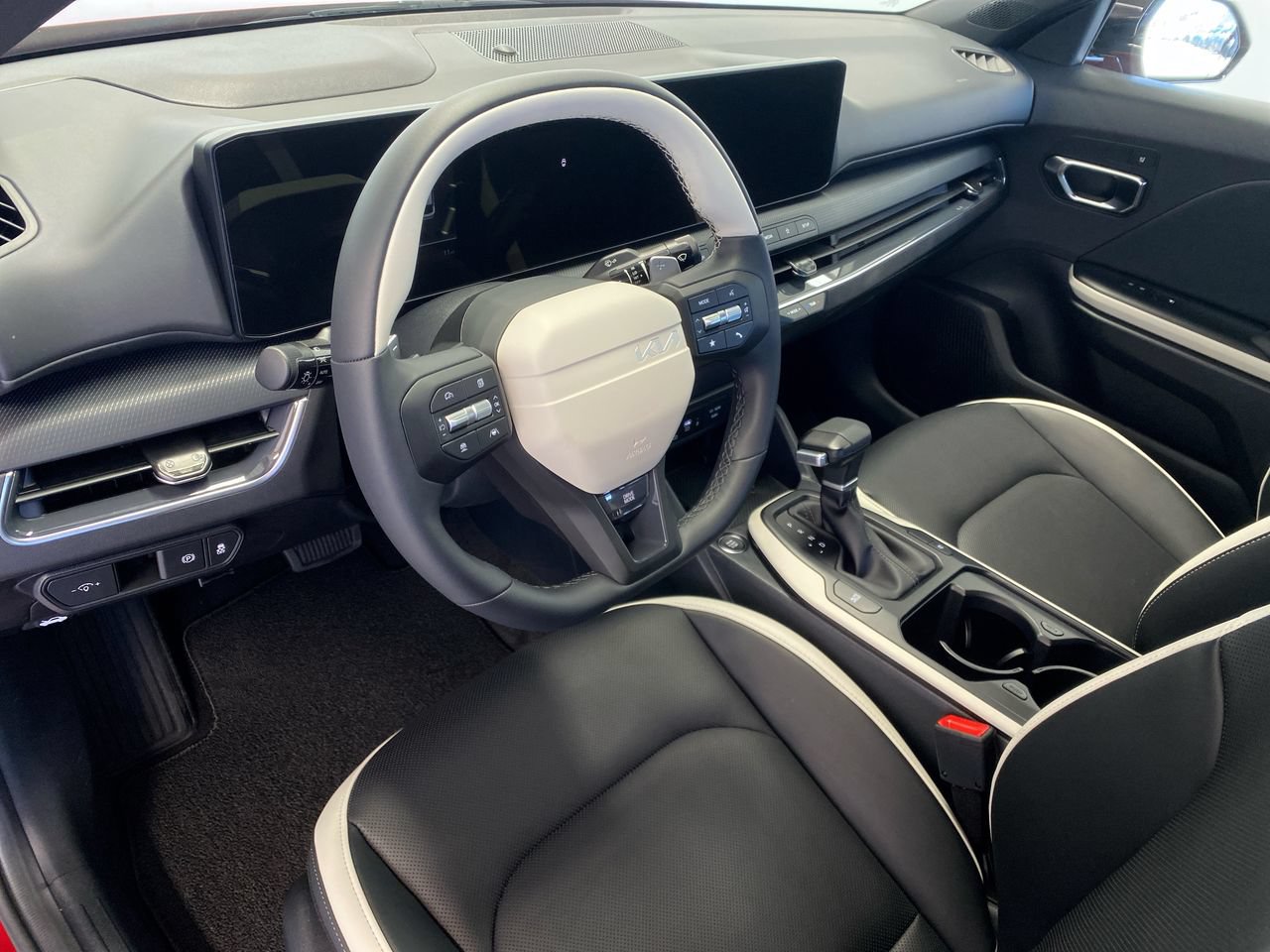 New 2026 Kia K4 EX FWD image 20