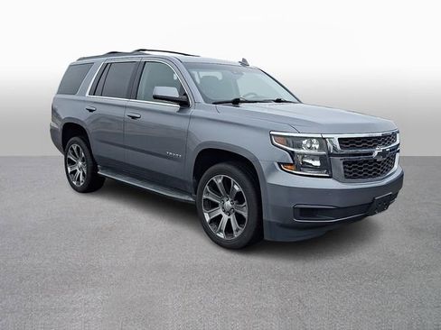 Used 2019 Chevrolet Tahoe LS w/ Enhanced Driver Alert Package AWD/4WD image 3