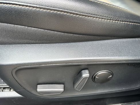 Used 2021 Ford Escape Titanium w/ Titanium Elite Package image 10