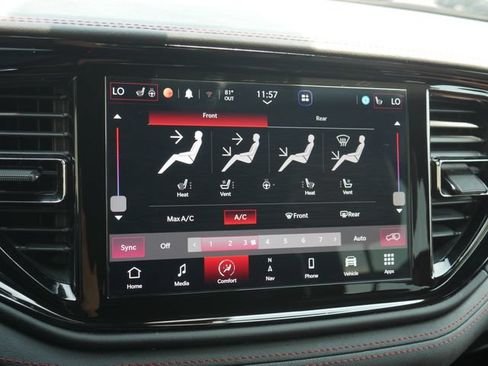 Used 2025 Dodge Durango R/T AWD/4WD image 23
