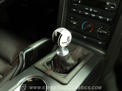 Used 2007 Ford Mustang Shelby GT500 RWD image 40