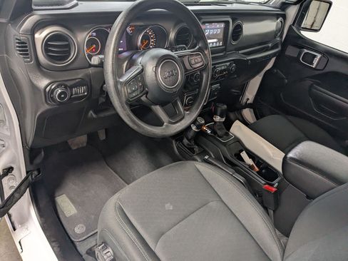 Used 2022 Jeep Wrangler Unlimited Sport AWD/4WD image 12