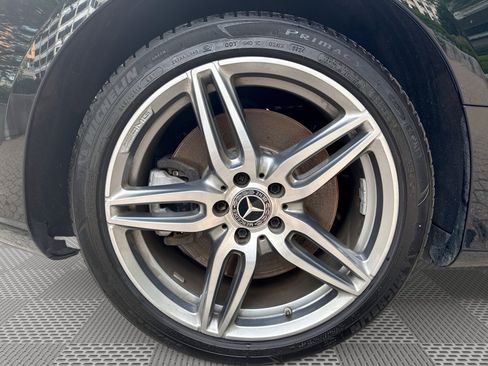 Used 2018 Mercedes-Benz E 400 4MATIC Coupe image 30