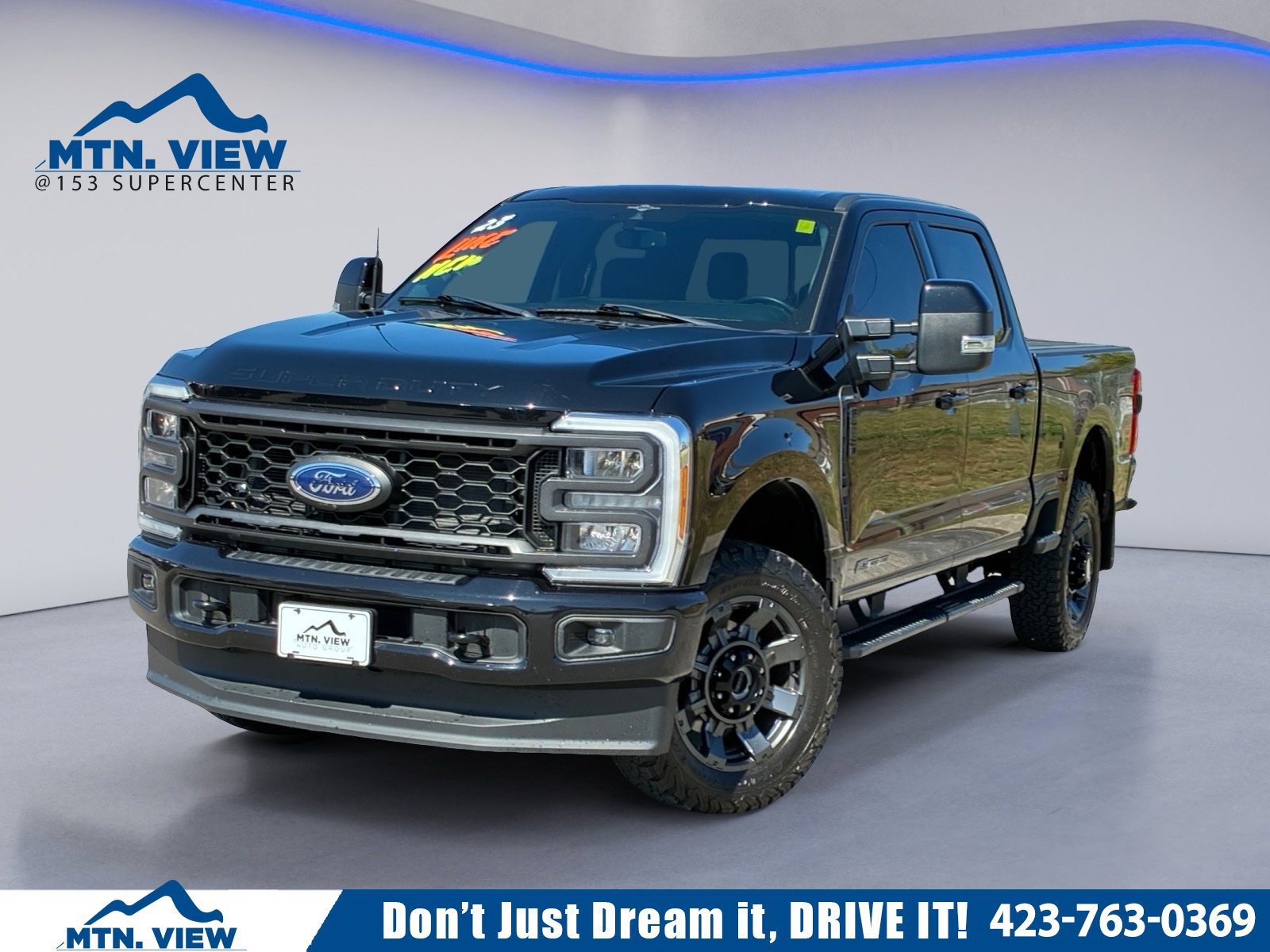 Used 2023 Ford F250 Lariat w/ Sport Appearance Package AWD/4WD image 1