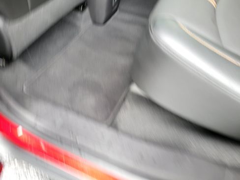 Certified 2024 Chevrolet Equinox Premier FWD image 34