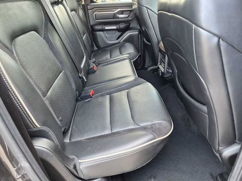 Used 2019 RAM 1500 Laramie AWD/4WD image 26