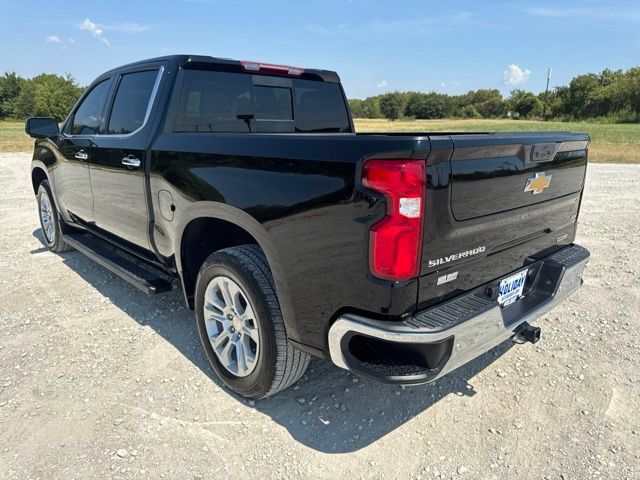 Used 2024 Chevrolet Silverado 1500 LTZ w/ LTZ Premium Package RWD image 4