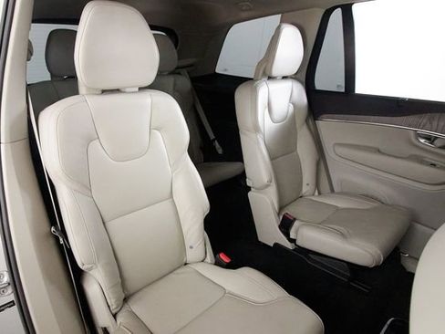 Used 2023 Volvo XC90 T8 Ultimate AWD/4WD image 20
