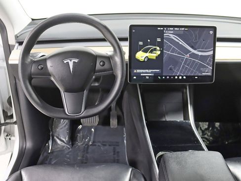 Used 2020 Tesla Model Y Long Range image 14