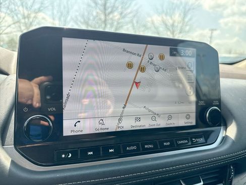 Used 2021 Nissan Rogue SL w/ Premium Package image 15