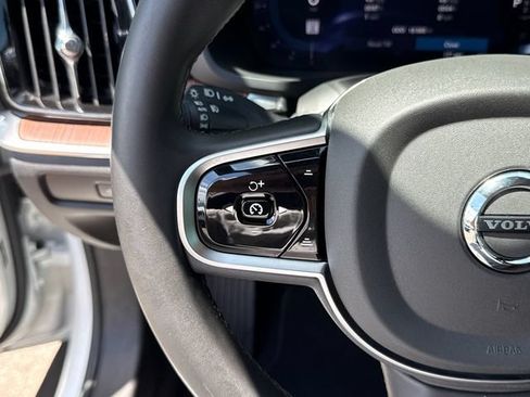 Used 2025 Volvo V60 B5 Cross Country Plus AWD/4WD image 30