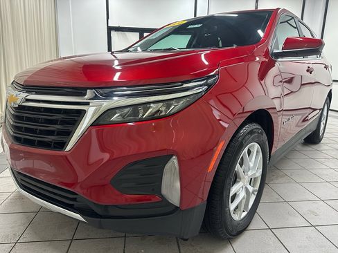 Used 2024 Chevrolet Equinox LT w/ LPO, Floor Liner Package image 11