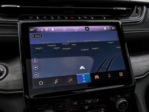 Used 2021 Jeep Grand Cherokee L Overland w/ Luxury Tech Group IV image 19