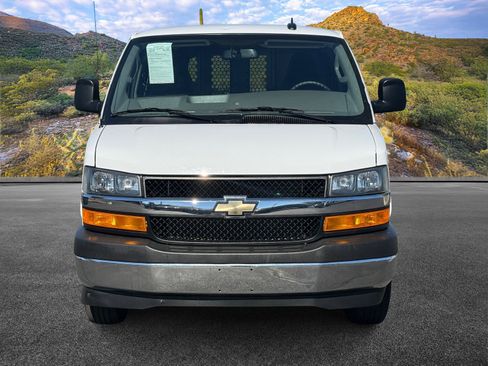 Used 2024 Chevrolet Express 2500 w/ Driver Convenience Package image 5
