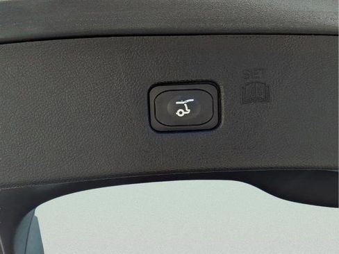 Certified 2023 Ford Edge SEL w/ Convenience Package image 17