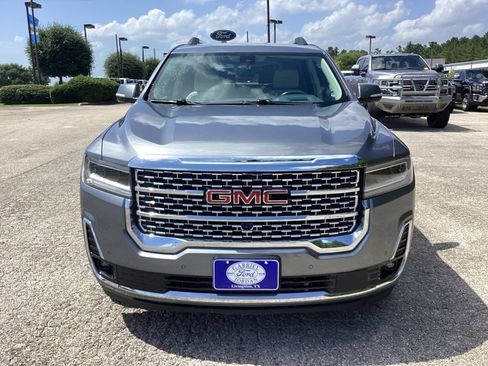 Used 2022 GMC Acadia Denali w/ Denali Technology Package AWD/4WD image 2