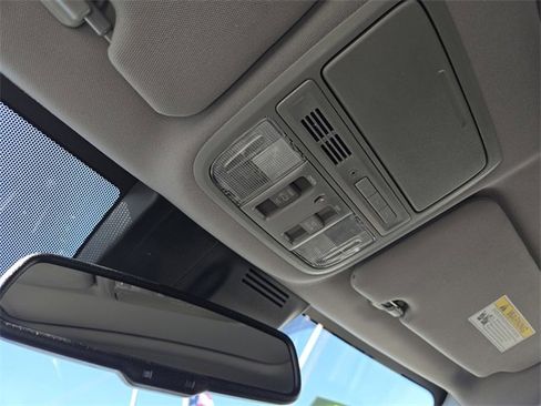 Used 2022 Honda CR-V EX-L image 19