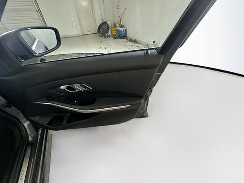 Used 2020 BMW 330i xDrive Sedan w/ Driving Assistance Package image 32