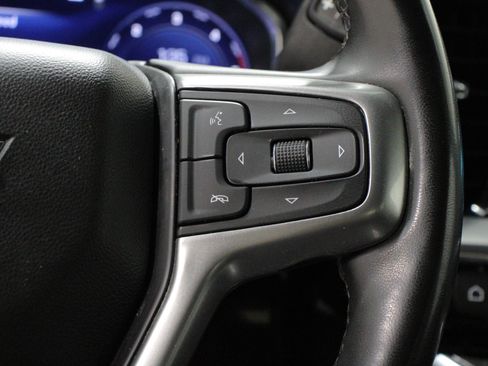 Used 2024 Chevrolet Silverado 2500 LTZ w/ LTZ Convenience Package AWD/4WD image 10