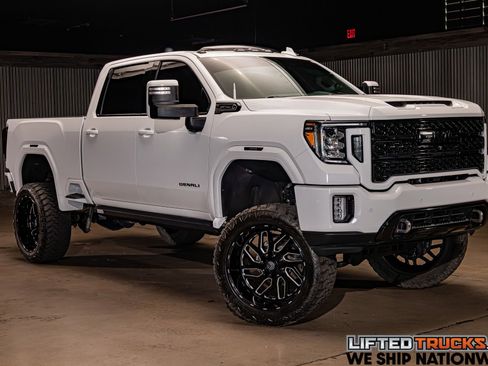 Used 2020 GMC Sierra 3500 Denali w/ Denali Ultimate Package AWD/4WD image 1