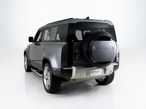 Used 2023 Land Rover Defender 110 SE AWD/4WD image 3